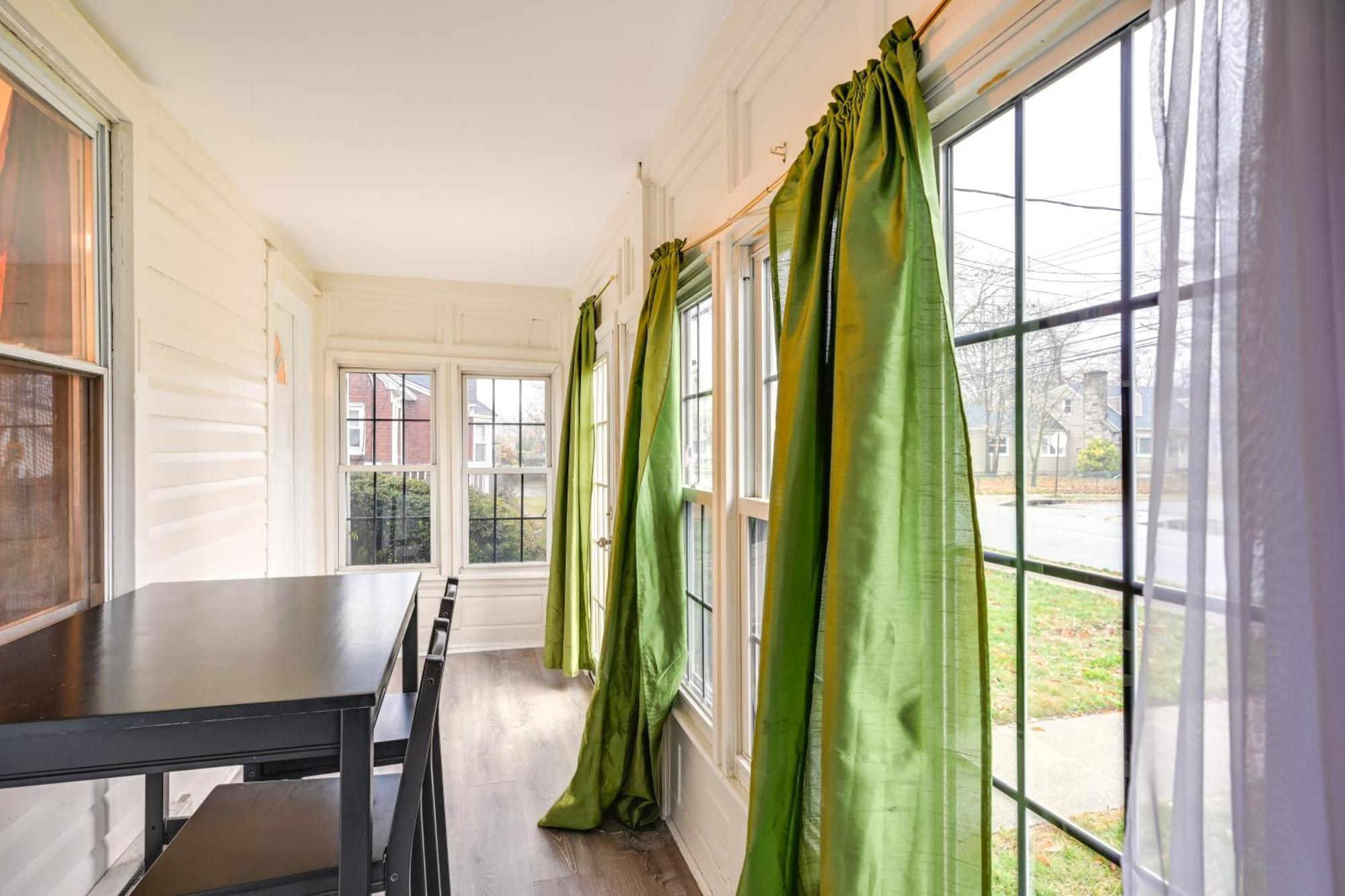 Charming Long Island Home With Fenced Yard! Freeport Exterior foto