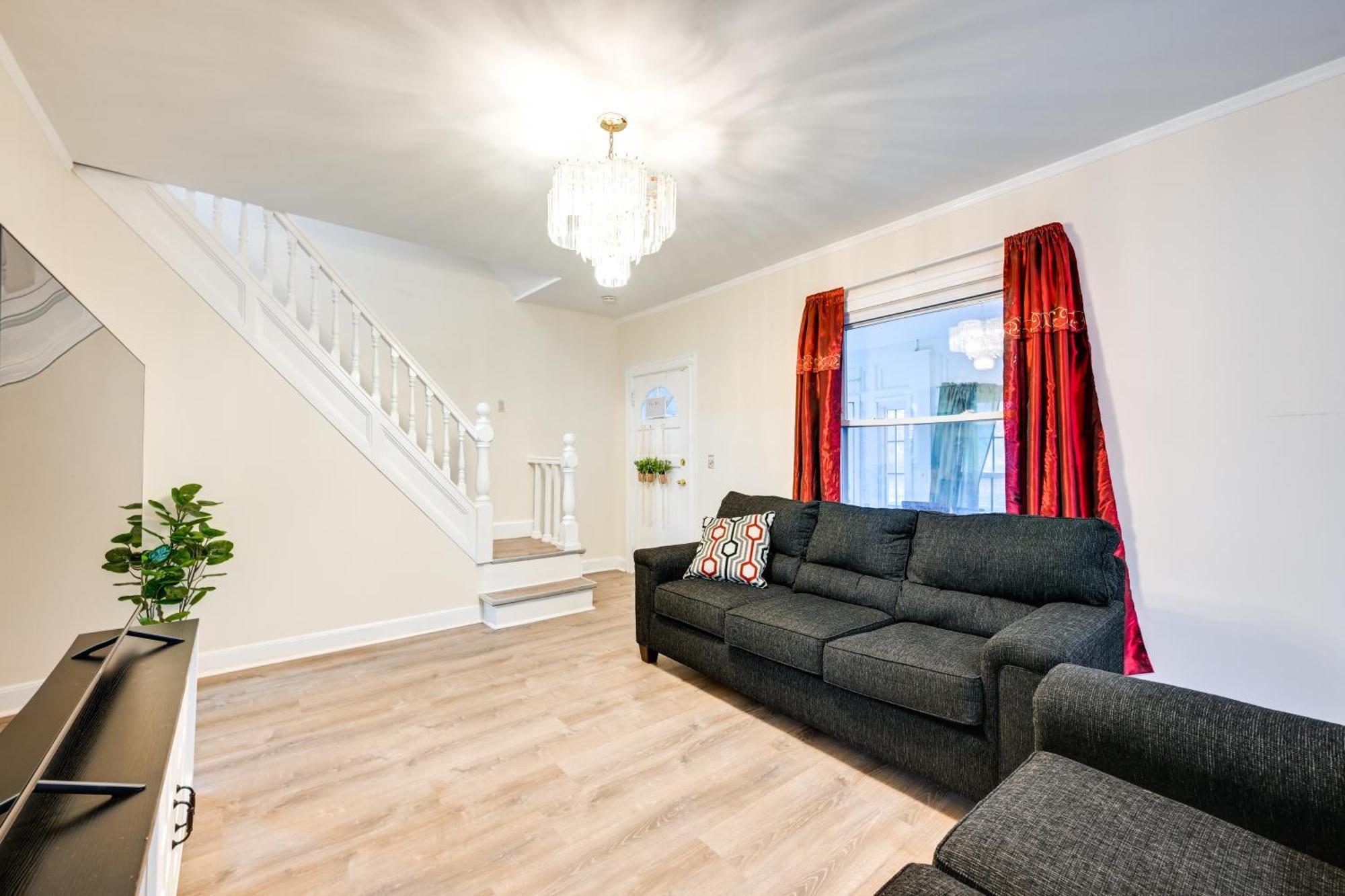 Charming Long Island Home With Fenced Yard! Freeport Exterior foto